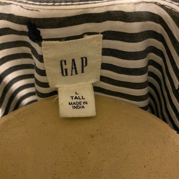 Striped button down long sleeved shirt - Picture 3 of 6